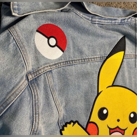 LEVIS X POKÉMON Special Anniversary Denim Jacket/Jean. RARE set! Size Lrg/34/32 - Picture 8 of 12
